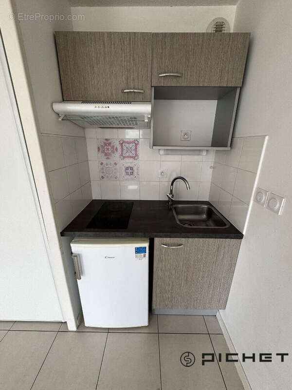 Appartement Bordeaux 1 pièce(s) 26.61 m2 - photo 2