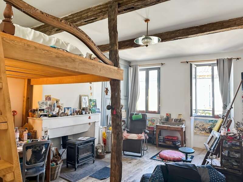 Maison à BASSOUES