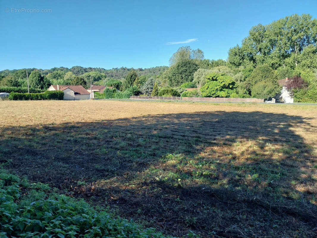 Terrain à CHANCELADE