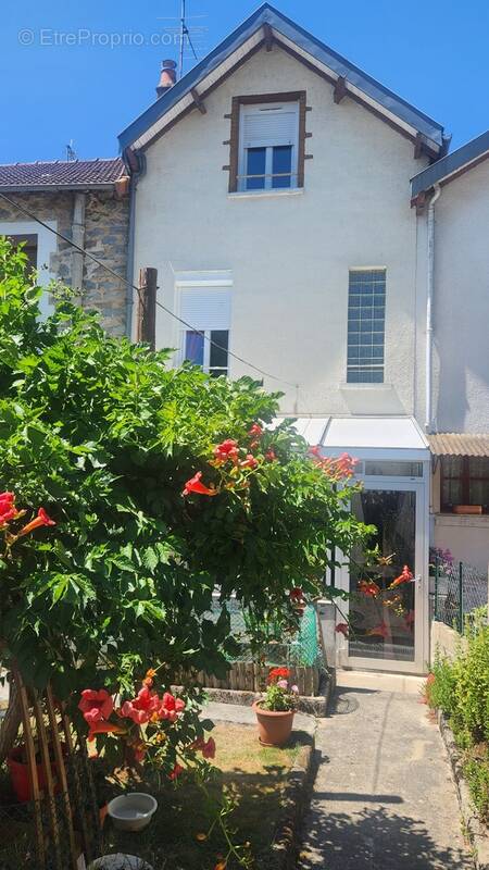 Maison à SAINT-PRIEST-TAURION