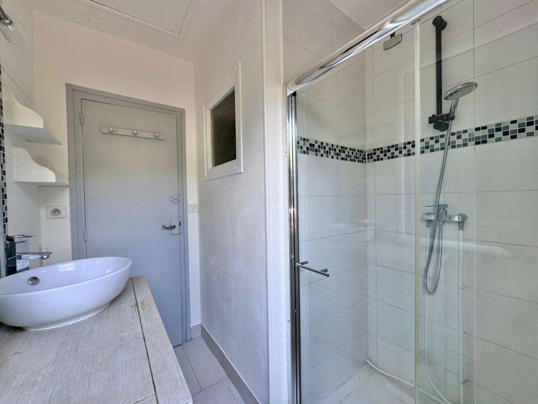 Maison 56 m² à Limoges  - photo 5