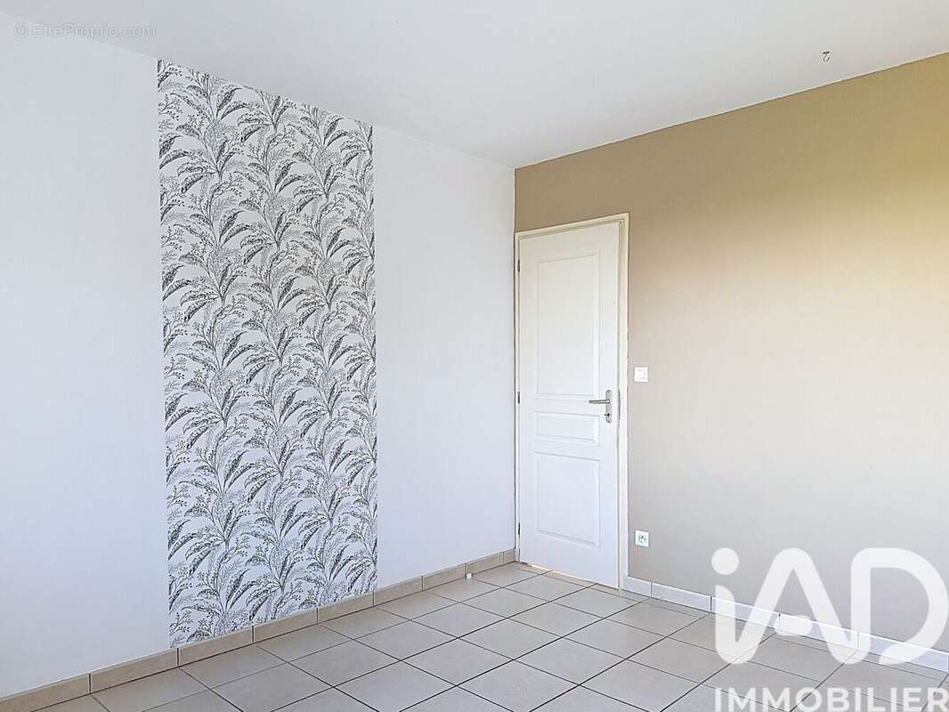 Maison 91 m² à Marsais-Sainte-Radegonde  - photo 9