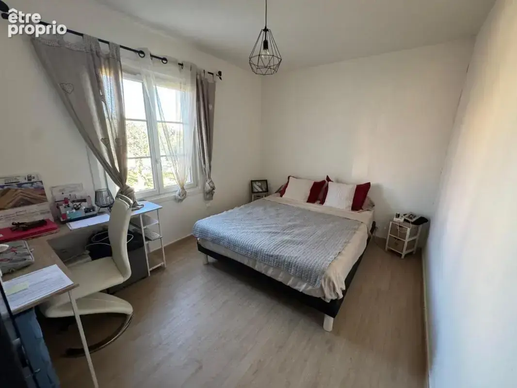Vente Maison de Plain-Pied T5-4 avec Piscine et Garages – Peyruis (04) - photo 24
