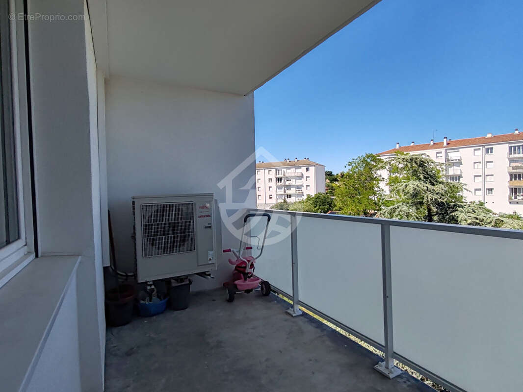 Appartement à BOURG-LES-VALENCE