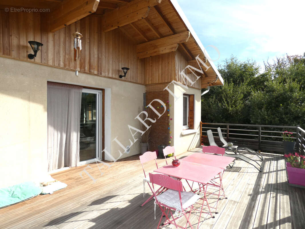 Maison à PRUNIERES