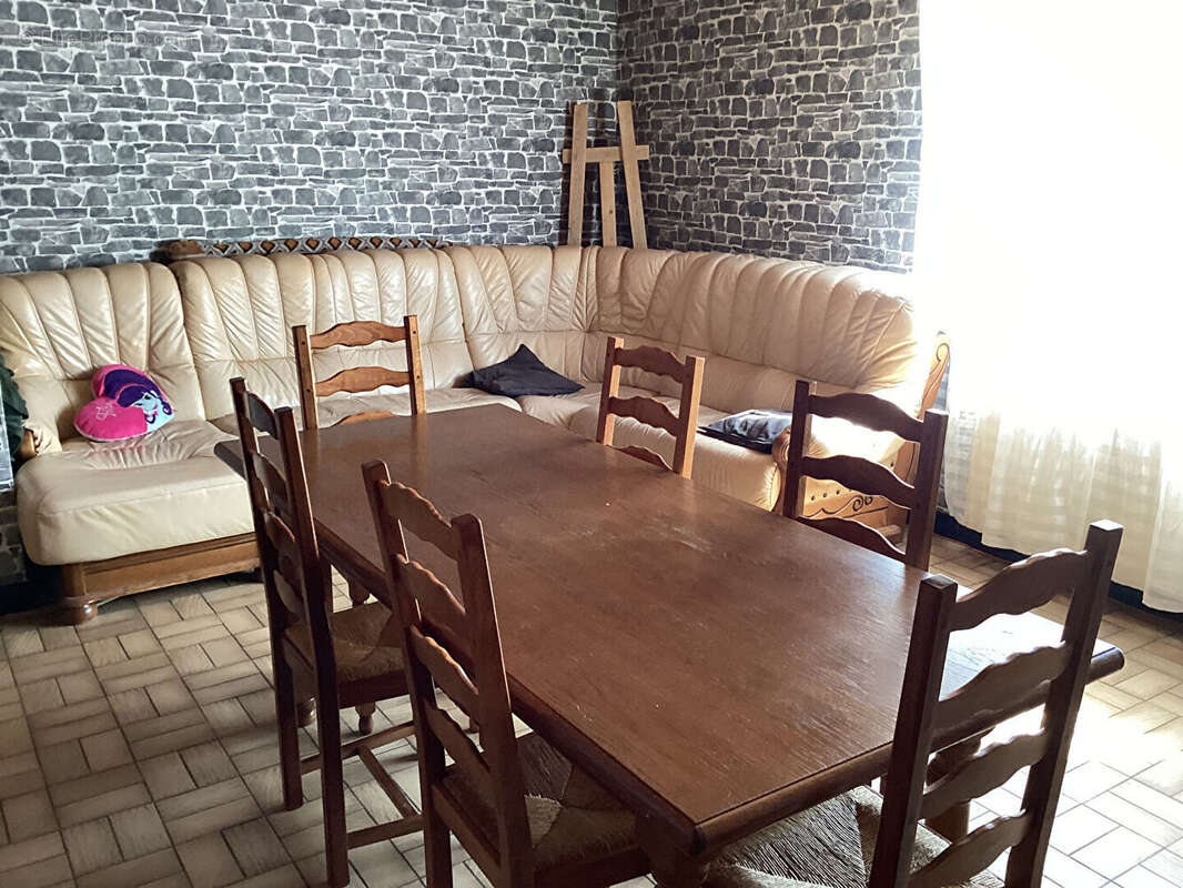 Maison à FERRIERE-LA-GRANDE