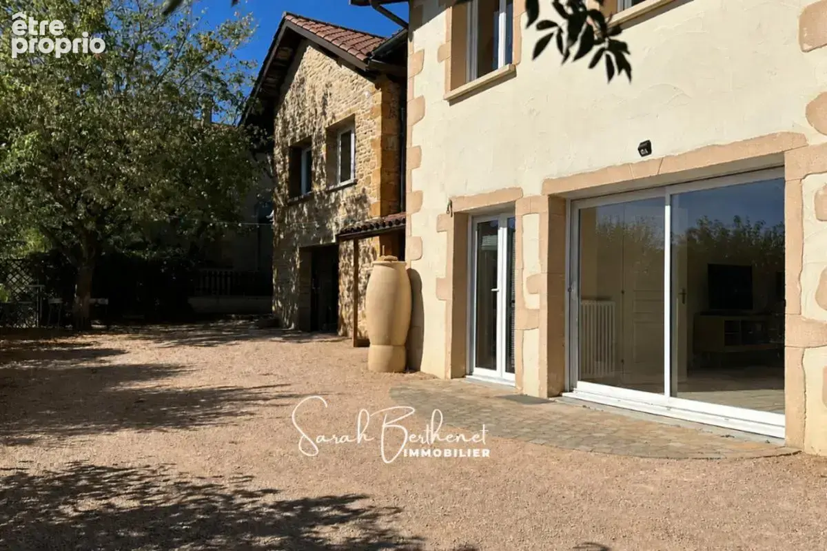 Maison à SAINT-GERMAIN-SUR-L'ARBRESLE