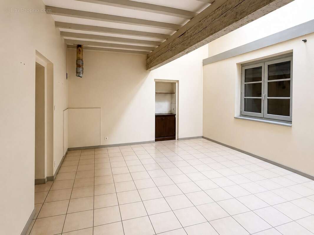 Maison 140 m² à Vacquiers  - photo 3
