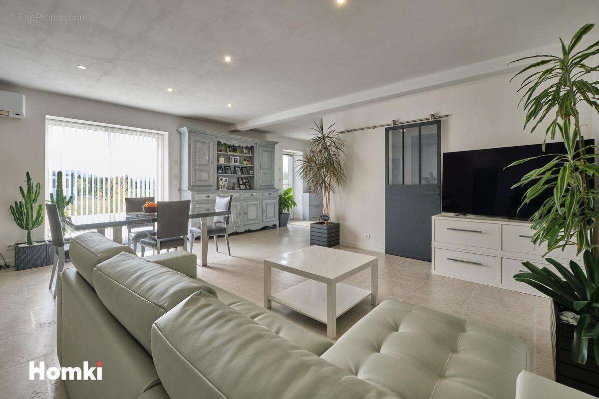 Maison à LEZIGNAN-CORBIERES