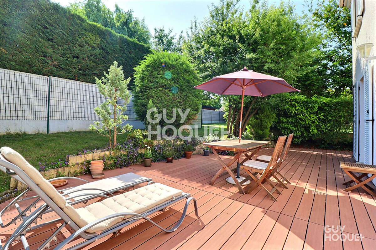 Maison à SAINT-MICHEL-SUR-ORGE