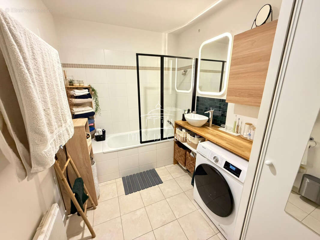 Appartement à VILLENEUVE-LE-ROI
