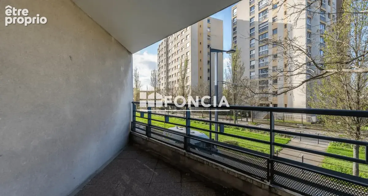 Saint-denis – 4 pièces 74 m² – 3 chambres – balcons – box + parking - photo 2