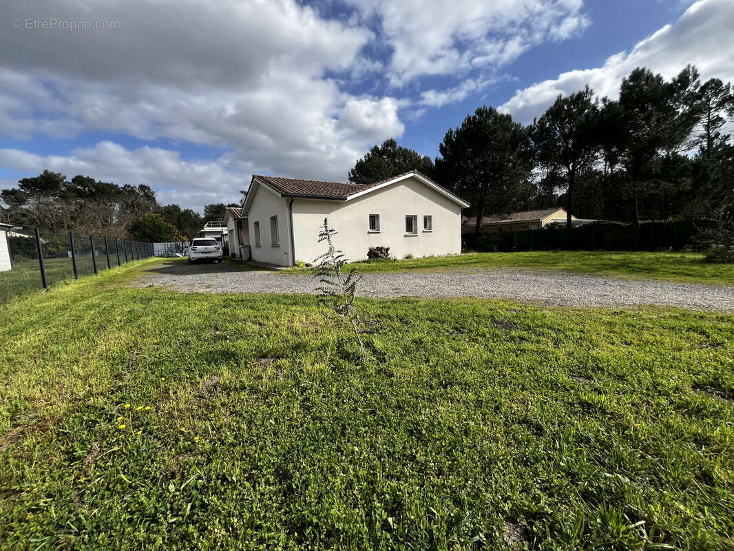 Maison à LE PIAN-MEDOC
