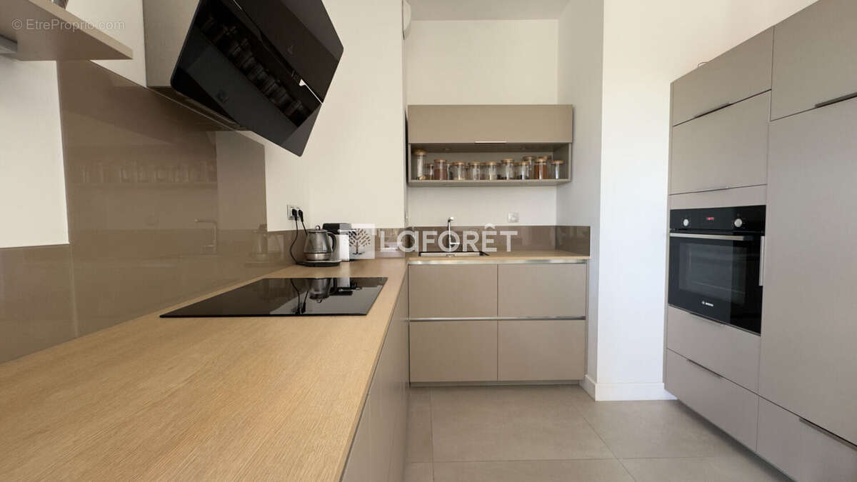 Appartement à CASTELNAU-LE-LEZ