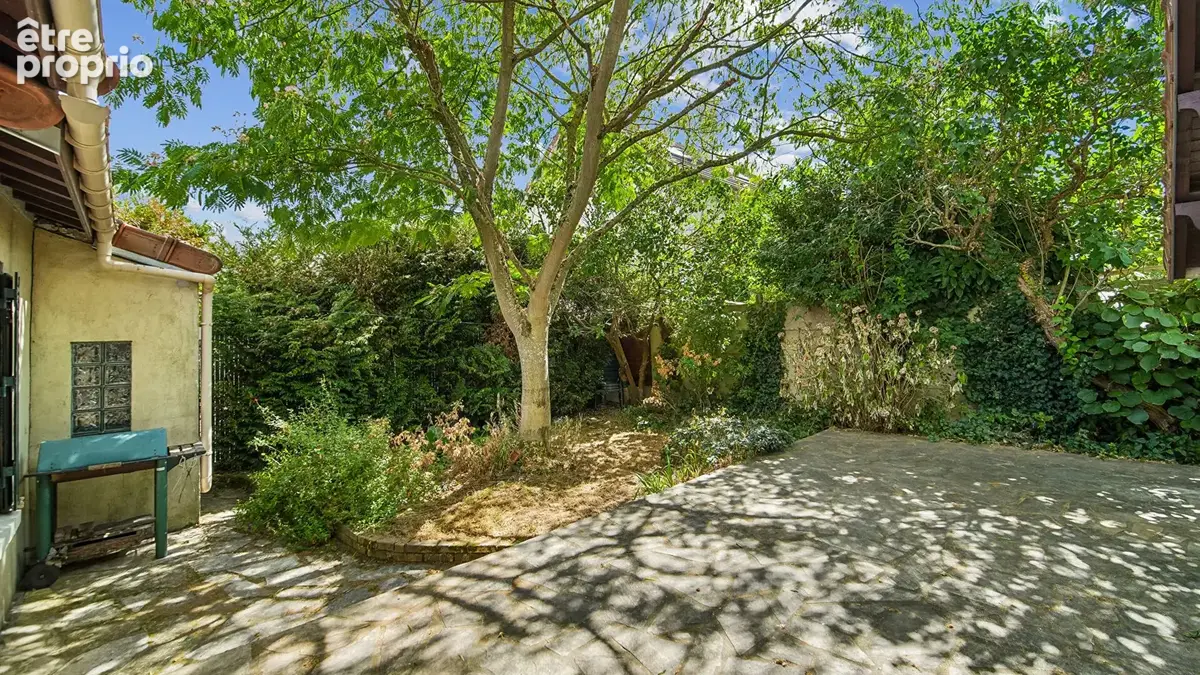 Maison à rénover sur une parcelle de 407 m² arborée ? Emplacement premium - photo 13