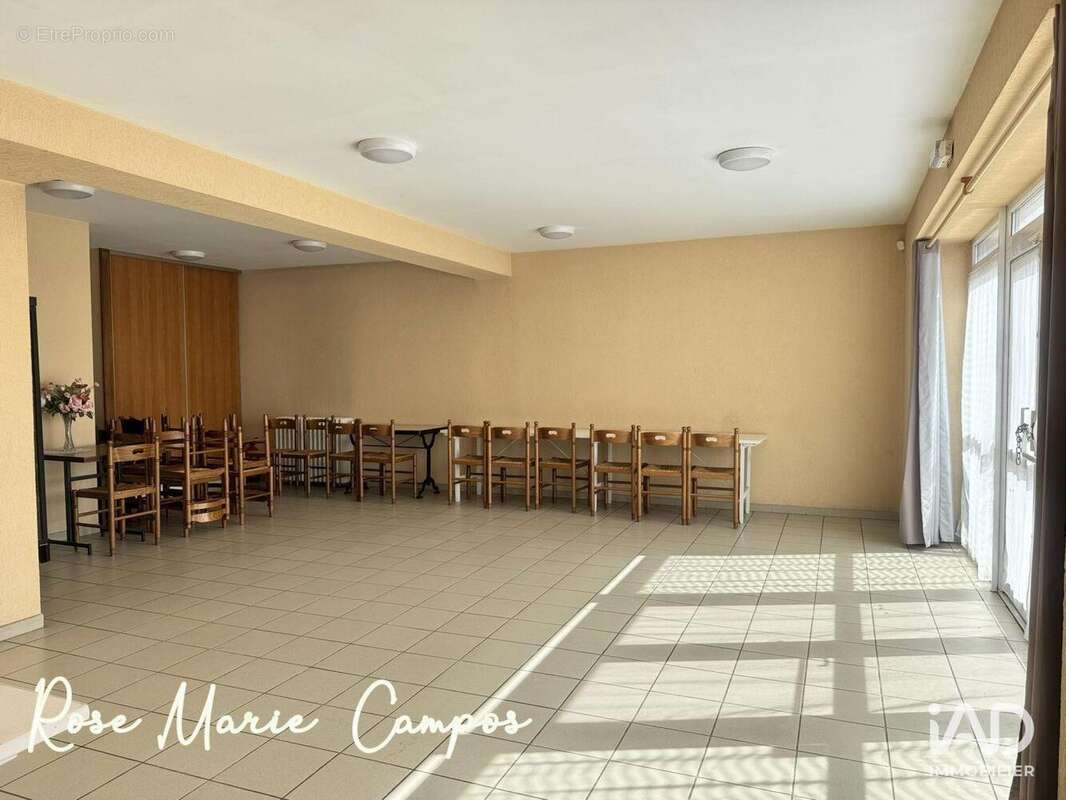 Photo 3 - Commerce à MONTCEAU-LES-MINES