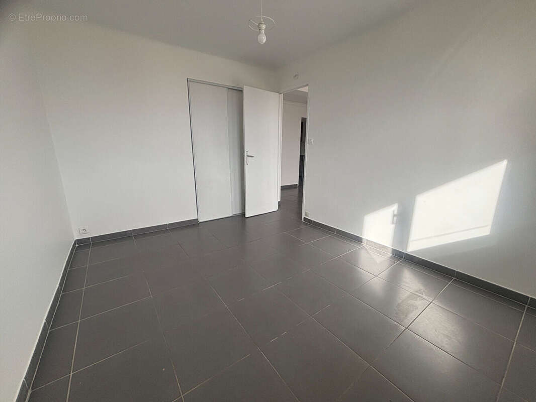 Appartement à MARSEILLE-14E