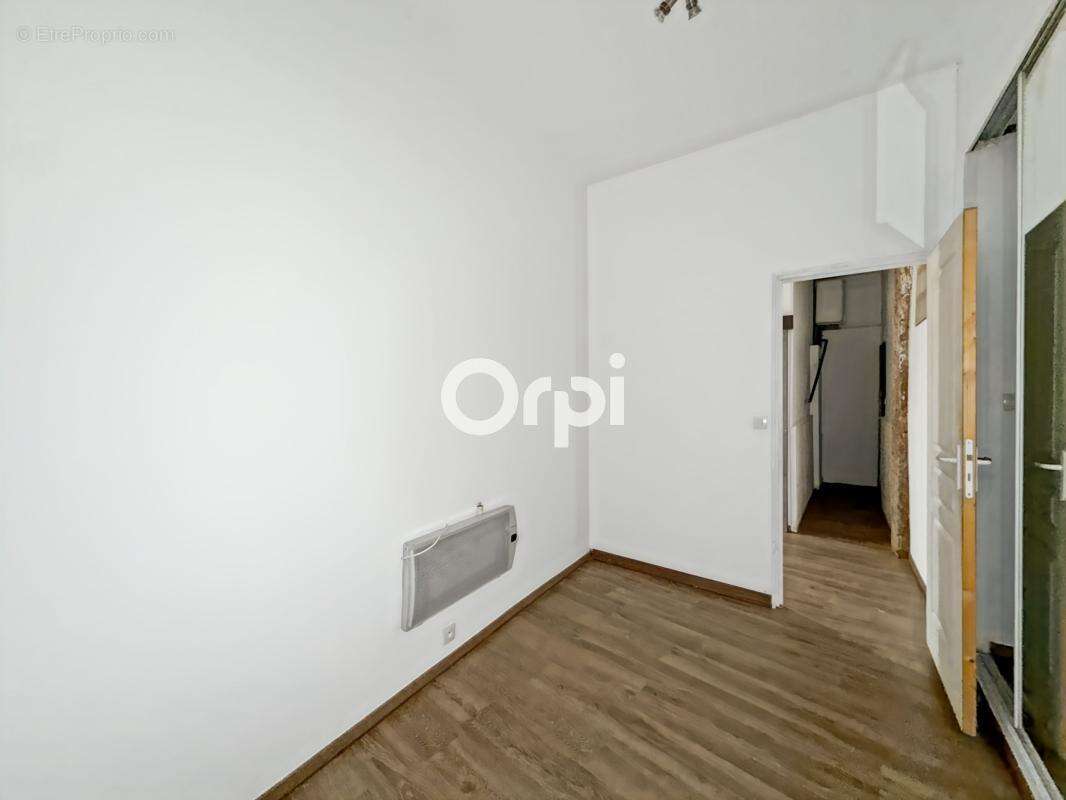 Appartement à CUGES-LES-PINS
