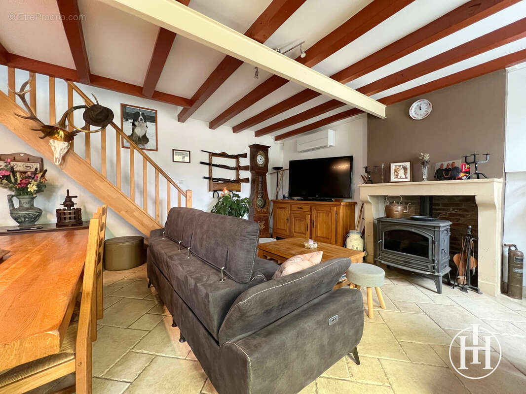 Maison à CHARENTON-DU-CHER