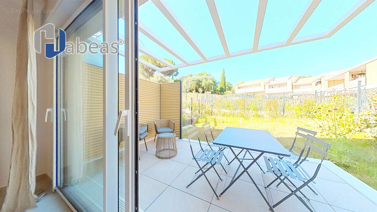 Maison à SAINT-PIERRE-DE-CHANDIEU