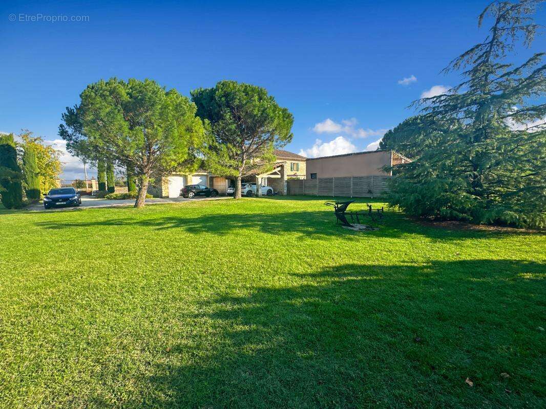 Maison à LIVRON-SUR-DROME