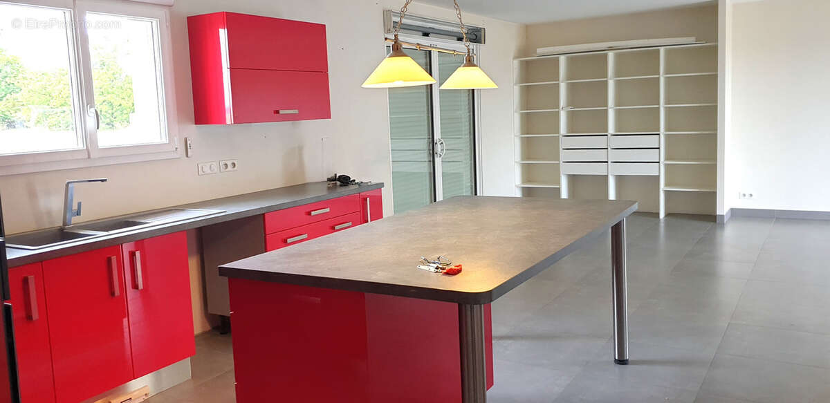 Maison à MARCILLY-SUR-VIENNE