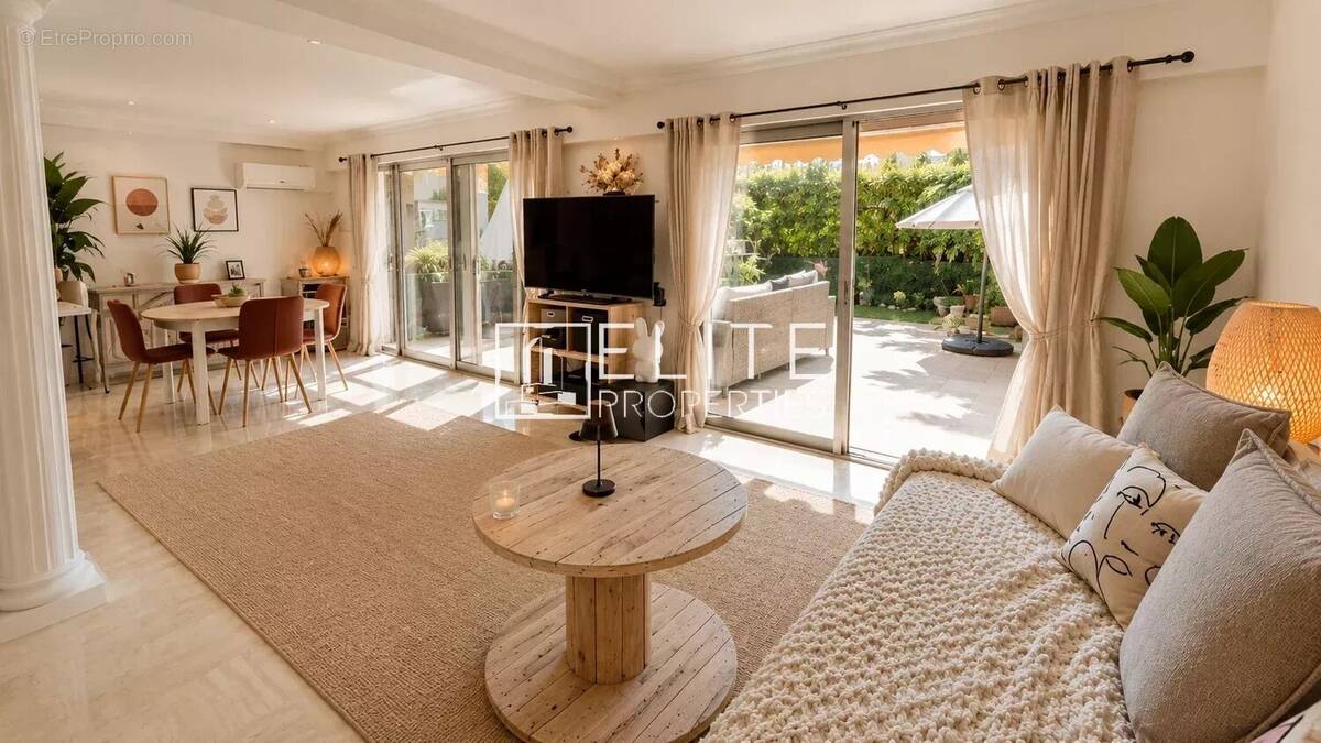 Appartement à LE CANNET