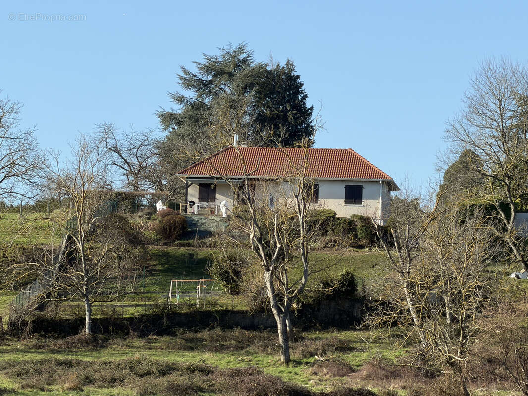 Maison à SAINT-BLAISE-DU-BUIS