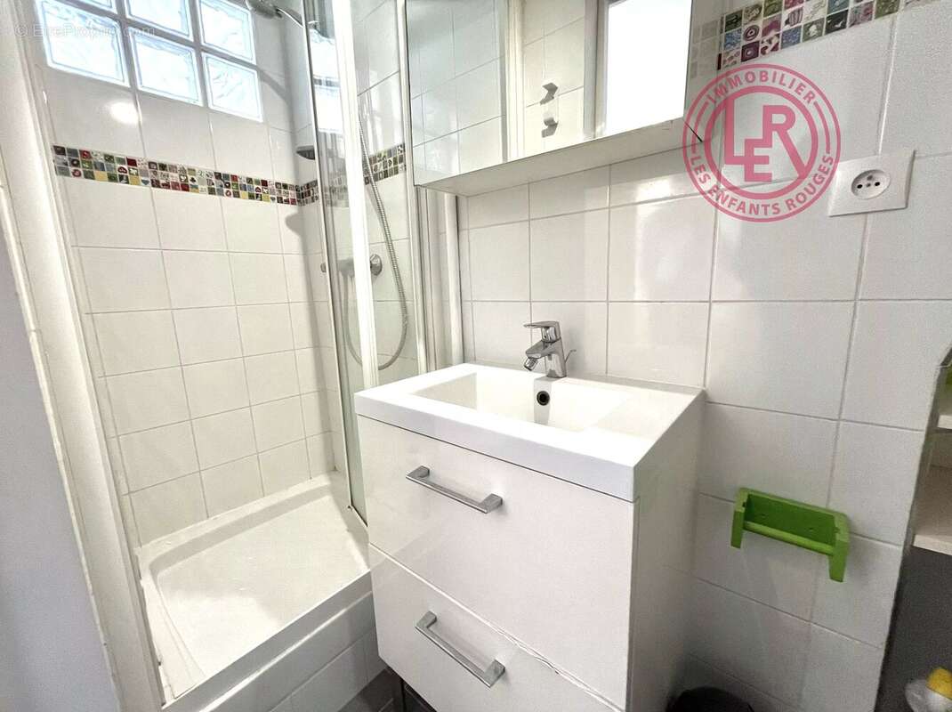 Appartement à PARIS-10E