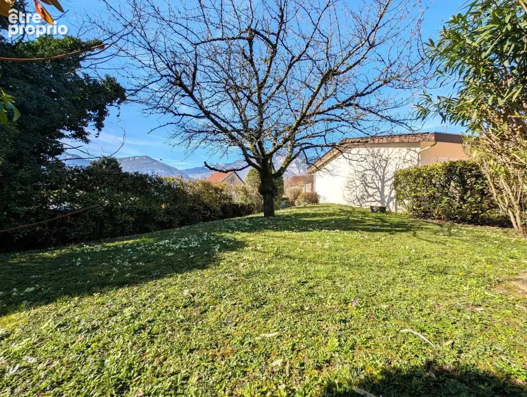 Maison 103 m² à Saint-Egreve  - photo 2