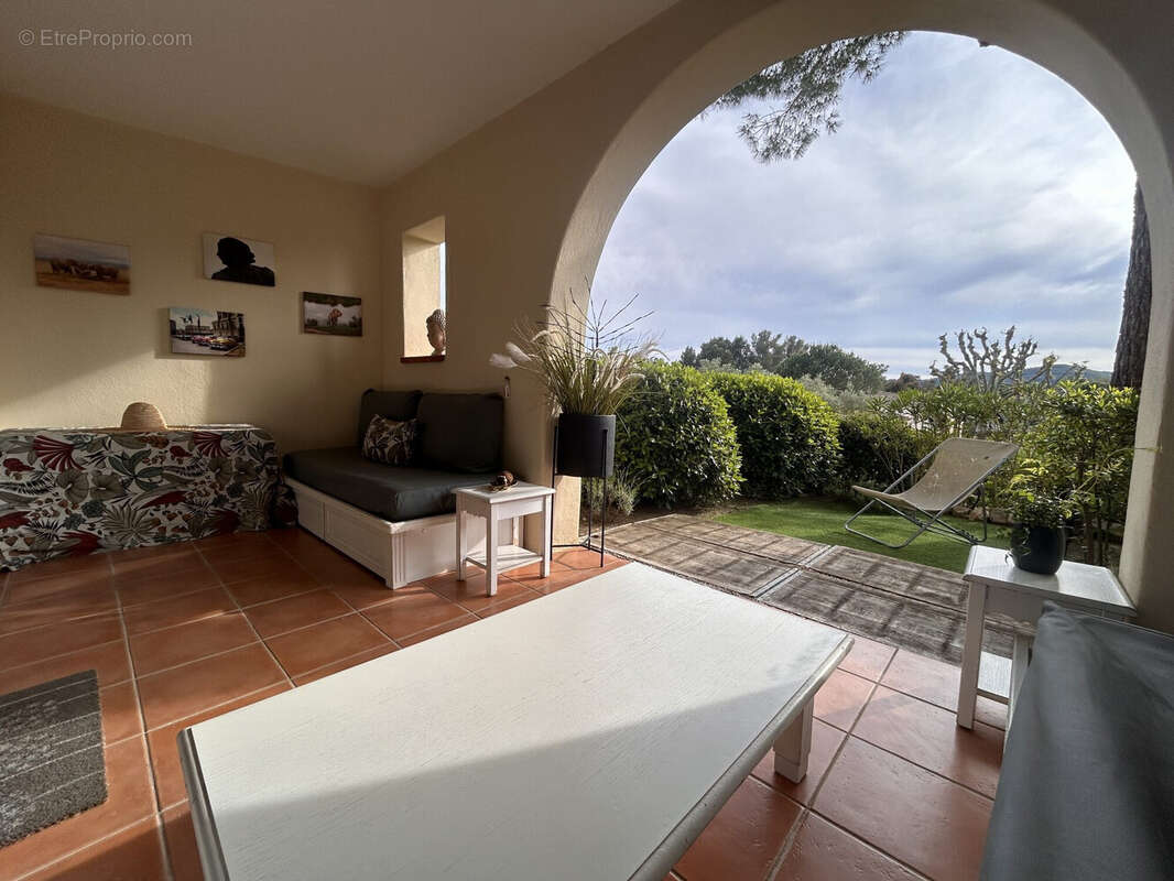 Appartement à MALLEMORT
