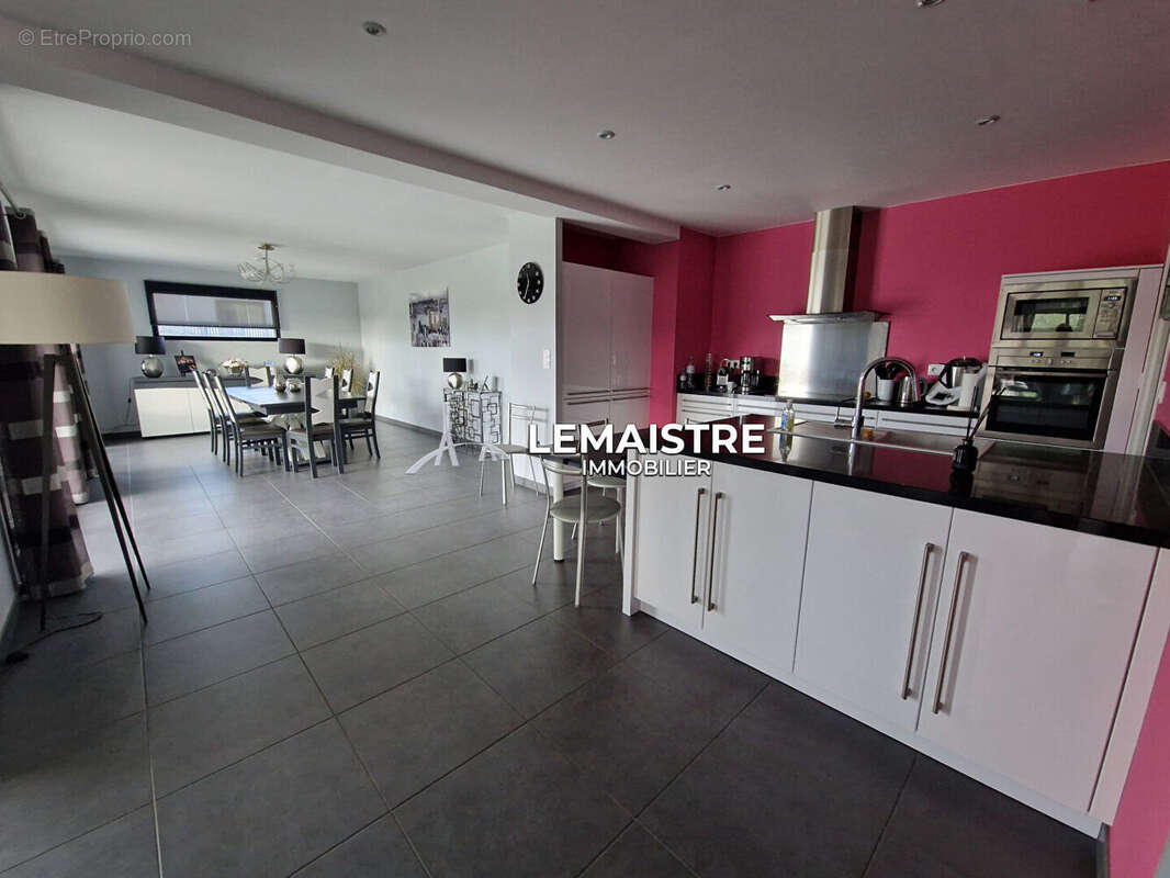 Maison à ROGERVILLE