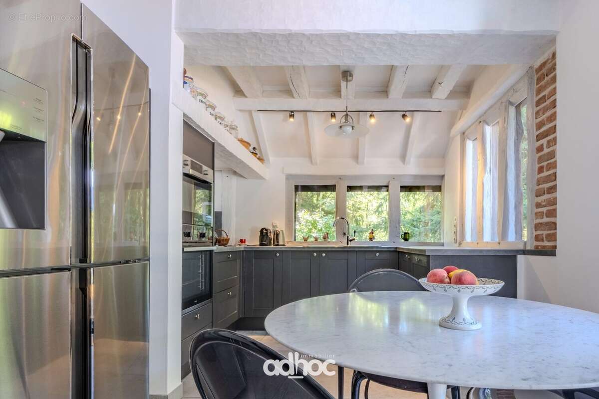 Maison 250 m² à Ardon  - photo 6