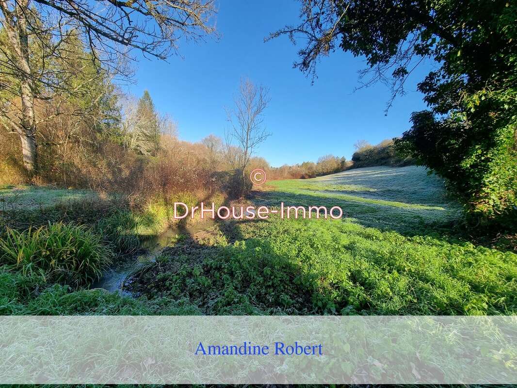 Terrain à MONPAZIER