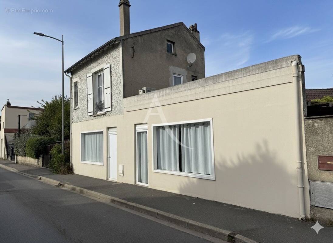 Maison à CONFLANS-SAINTE-HONORINE