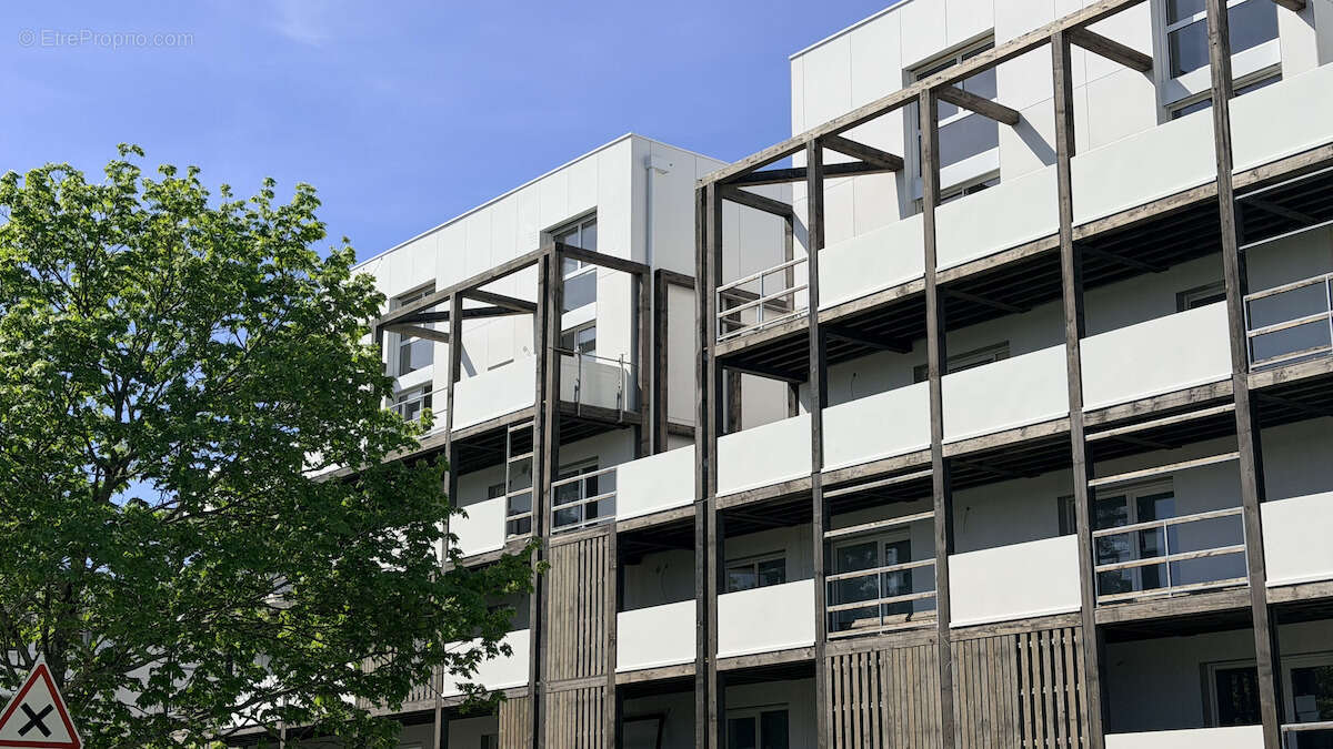 A vendre appartement  type 4 la rochelle - vue sur le canal de rompsay - photo 5