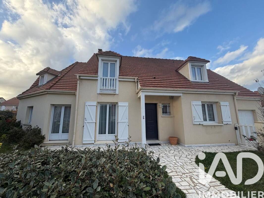 Photo 1 - Maison à LE PLESSIS-PATE