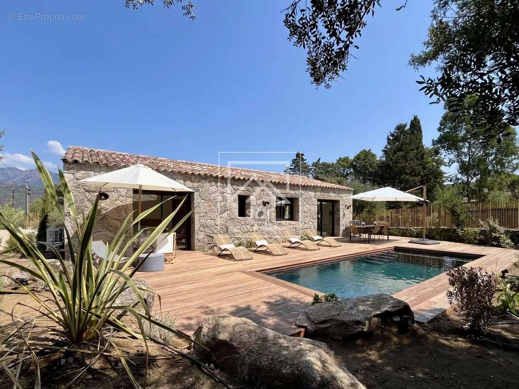 Maison à PORTO-VECCHIO