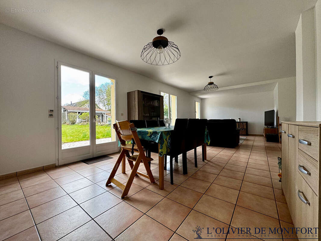 Maison à MONTFORT-L'AMAURY