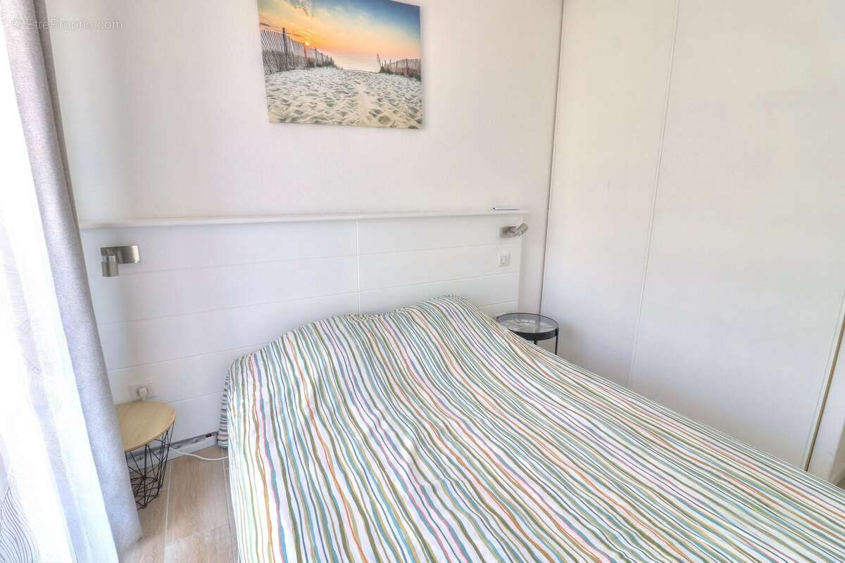 T2 avec balcon – Résidence avec piscine à Antibes les Pins - photo 8