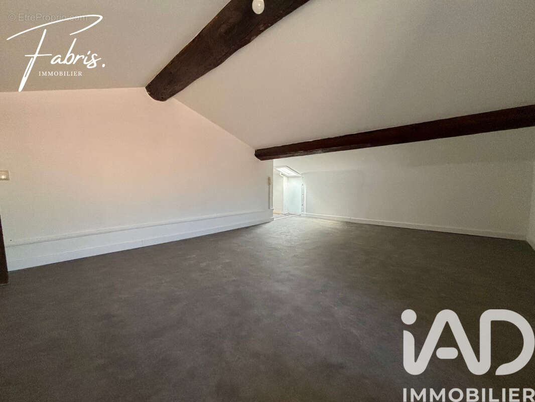 Photo 8 - Appartement à ROQUEVAIRE