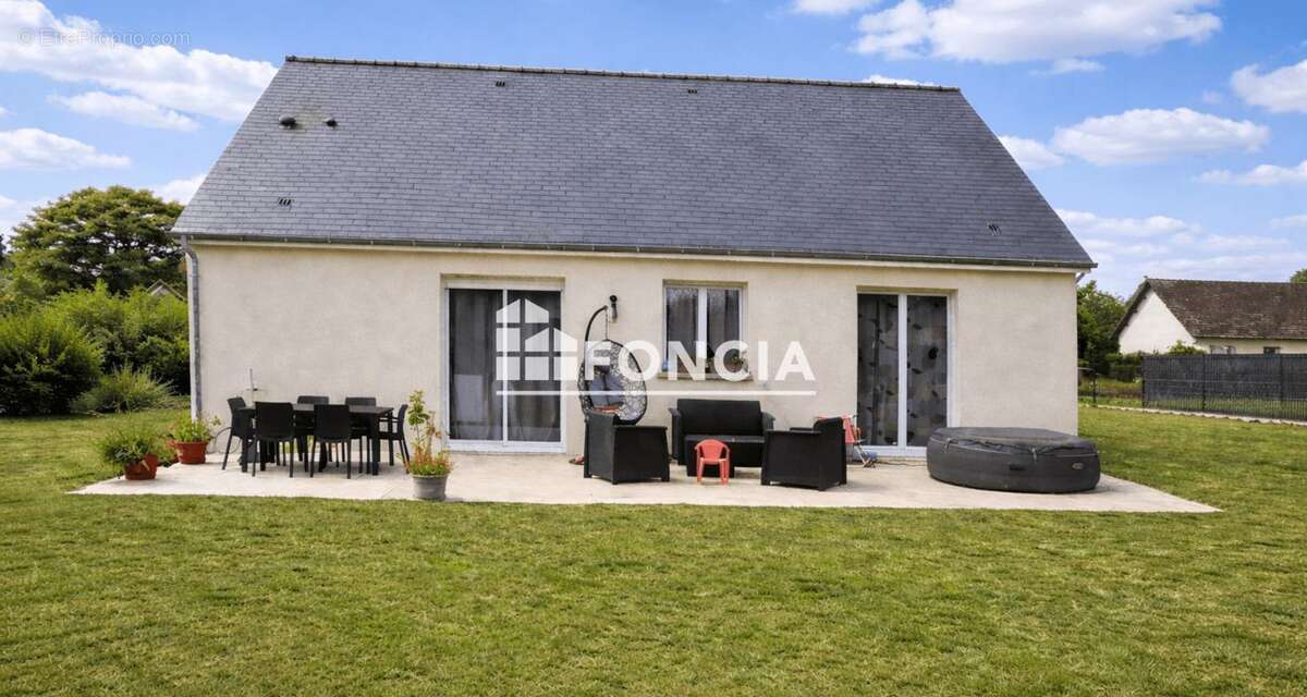 Maison à MORAND