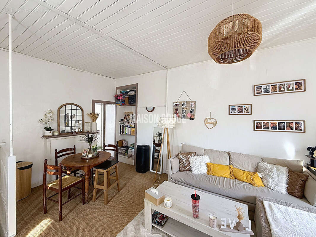 Maison Plumaudan 2 pièces proche commerces et services - photo 2
