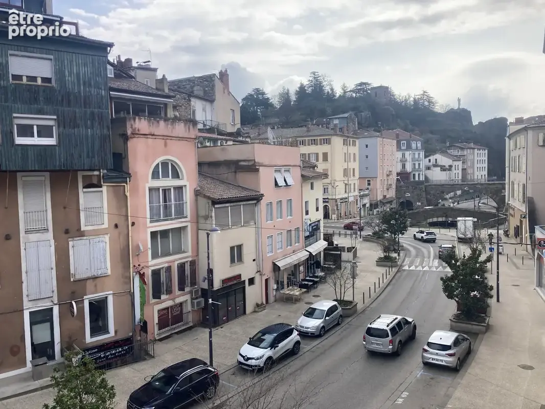 CENTRE-VILLE ANNONAY, bel appartement de 80m2. - photo 13