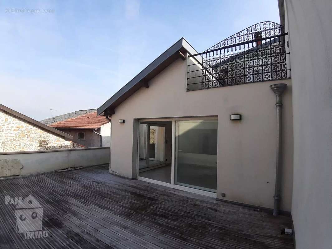 Proche Leyr grande maison de village - photo 7
