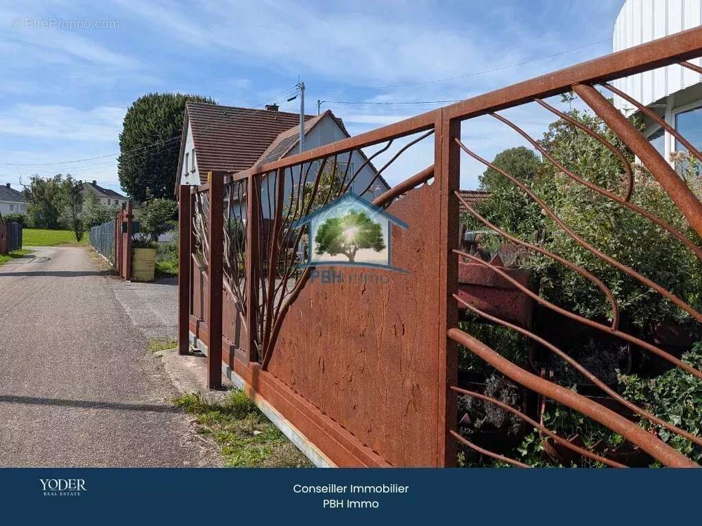 Commerce à NIEDERMODERN