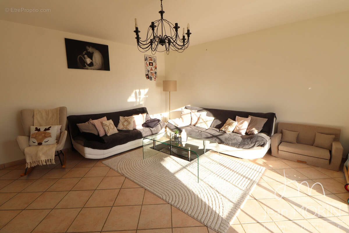 Maison à BEAUMONT-LES-VALENCE