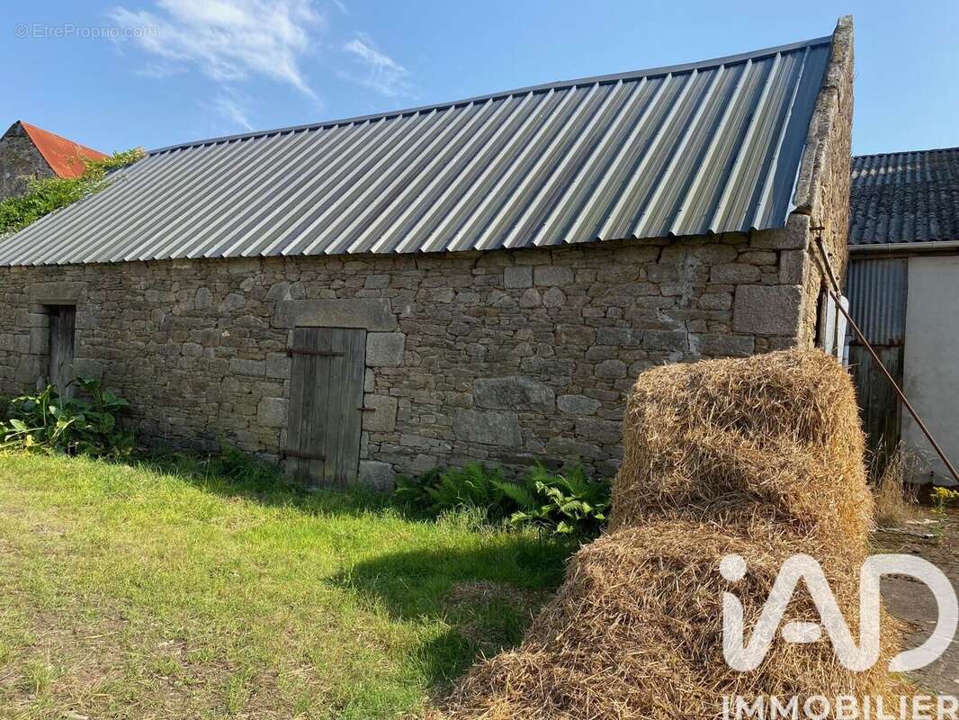Photo 2 - Maison à ERGUE-GABERIC