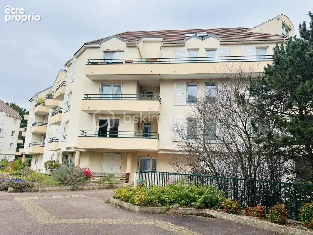 Appartement à VILLEBON-SUR-YVETTE