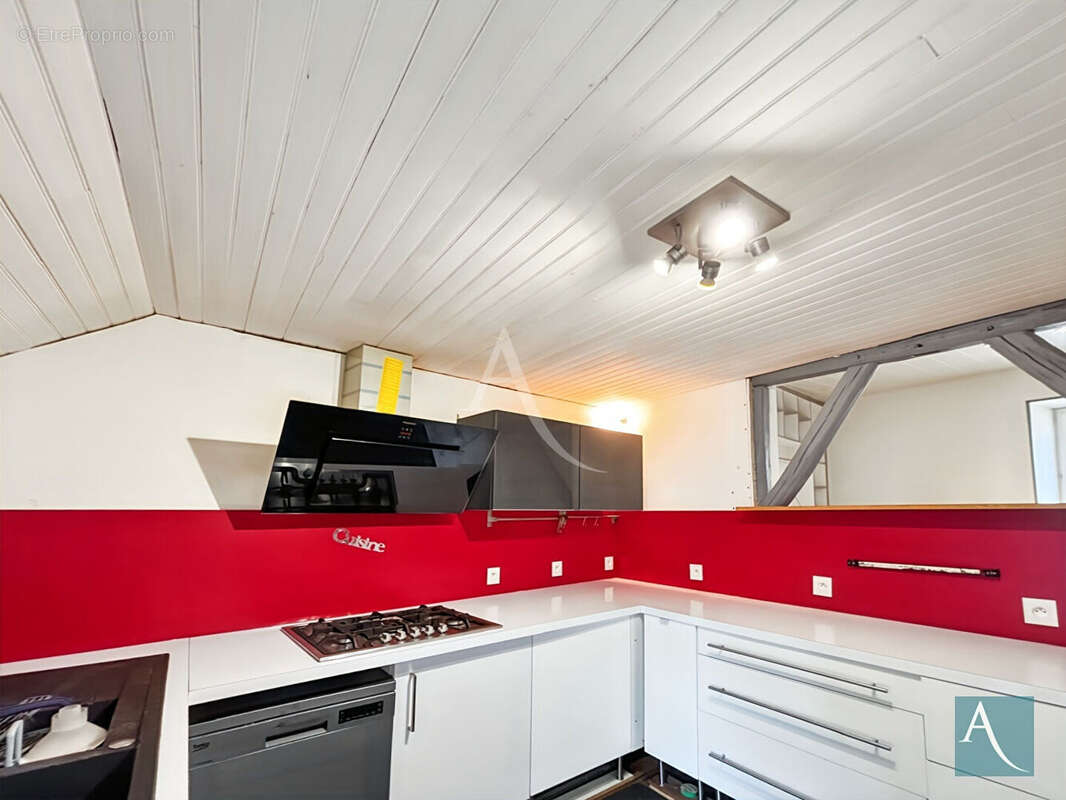 Maison à CHEPTAINVILLE